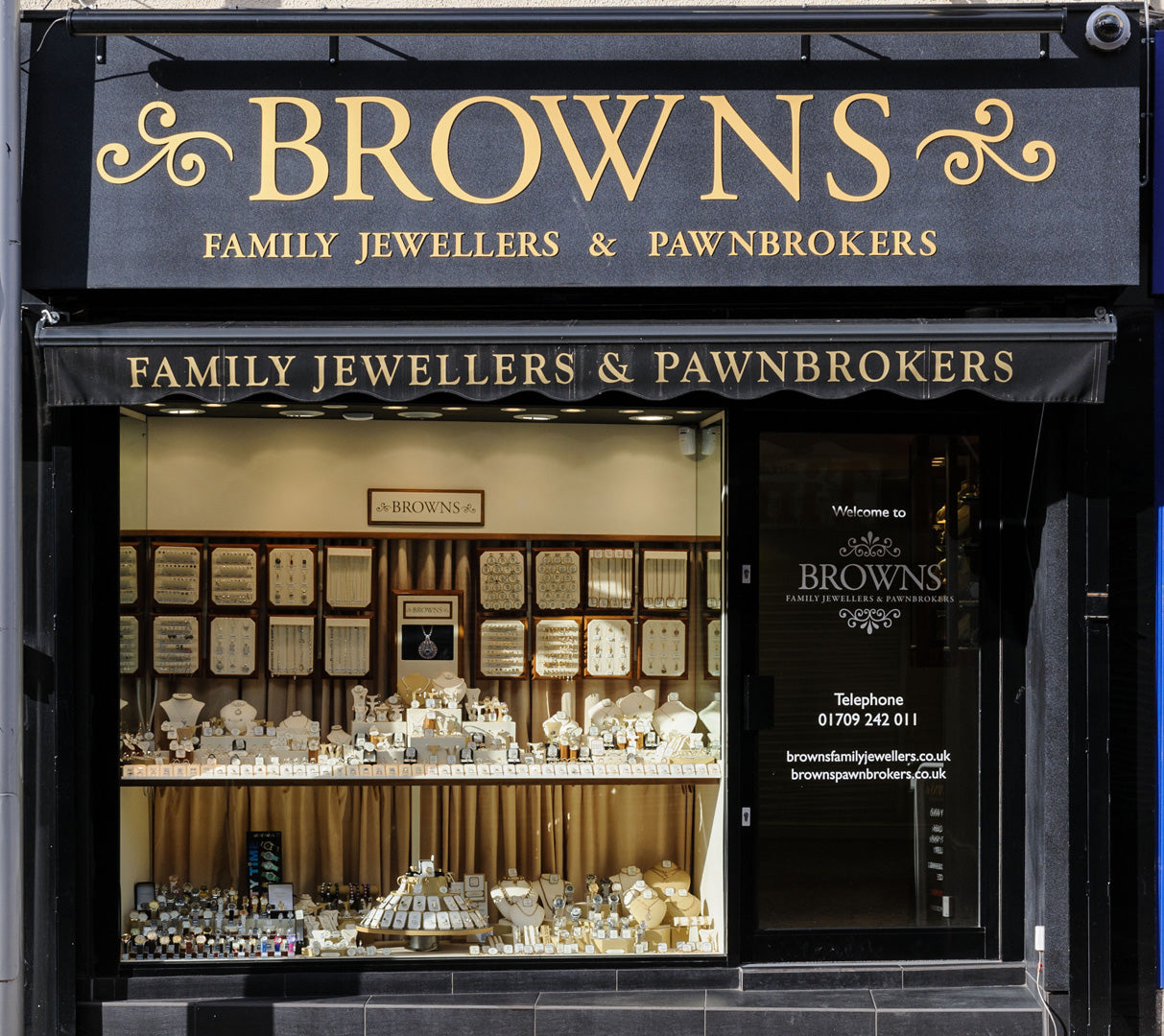 Cheap high sale street jewellers